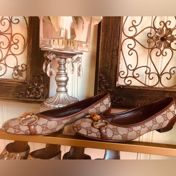Authentic Classic Gucci Flats 6.5 - Picture 4 of 6